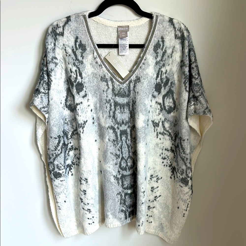 Chico's NWT Gray and White Women's snake print poncho sweater size s/m orig $99